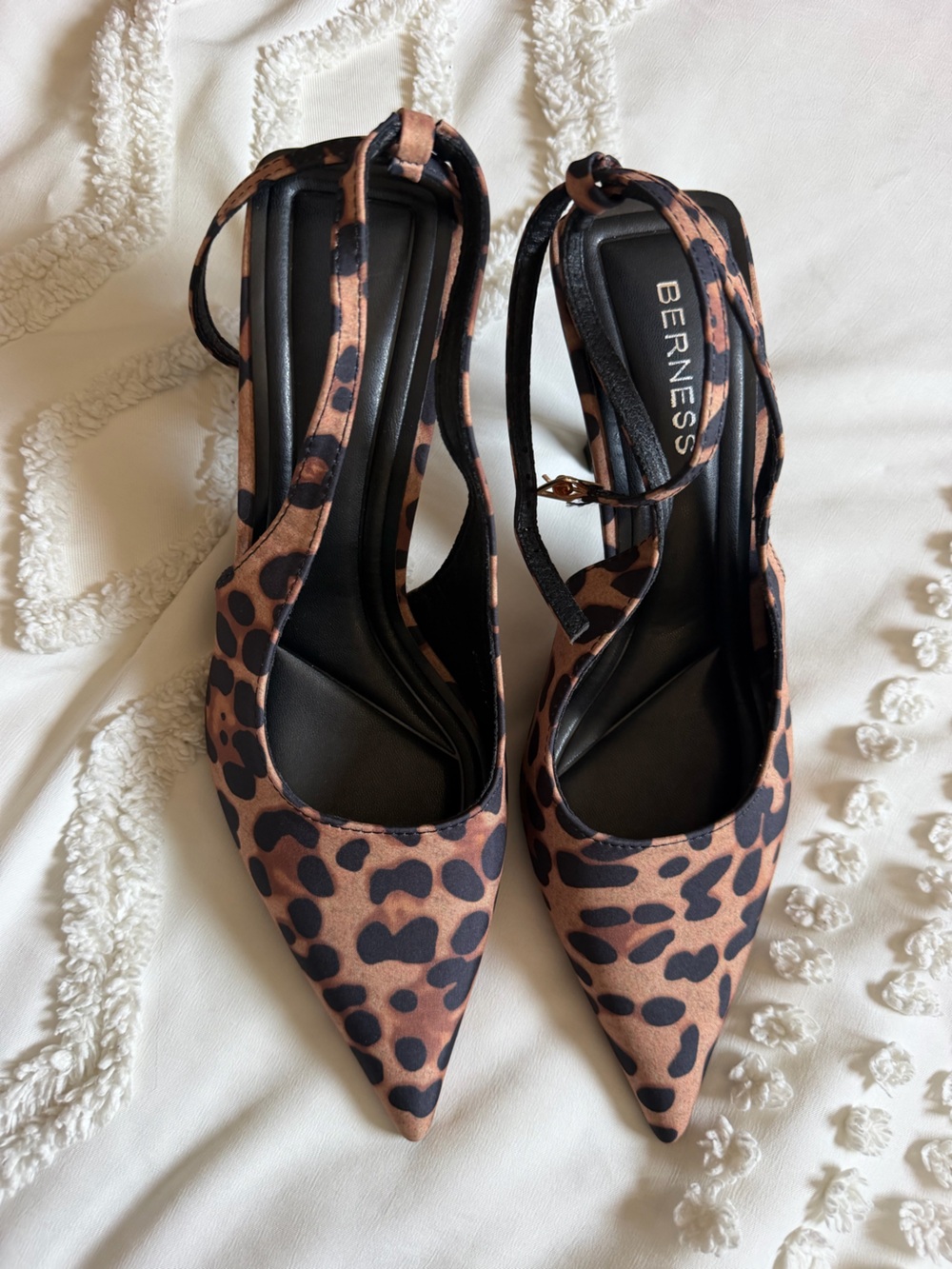 Leopard Print Pointed-Toe Heel